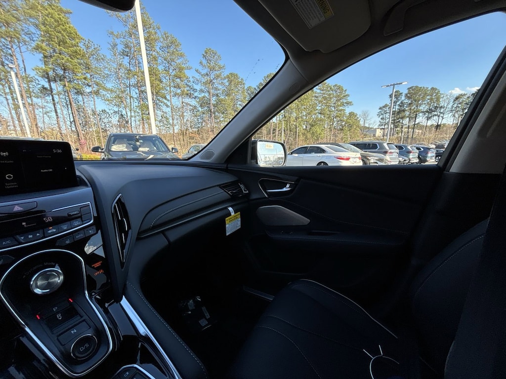 Used 2025 Acura RDX w/Advance Package SUV