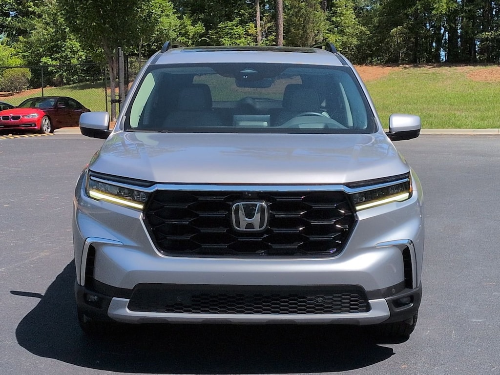 Used 2024 Honda Pilot Elite SUV