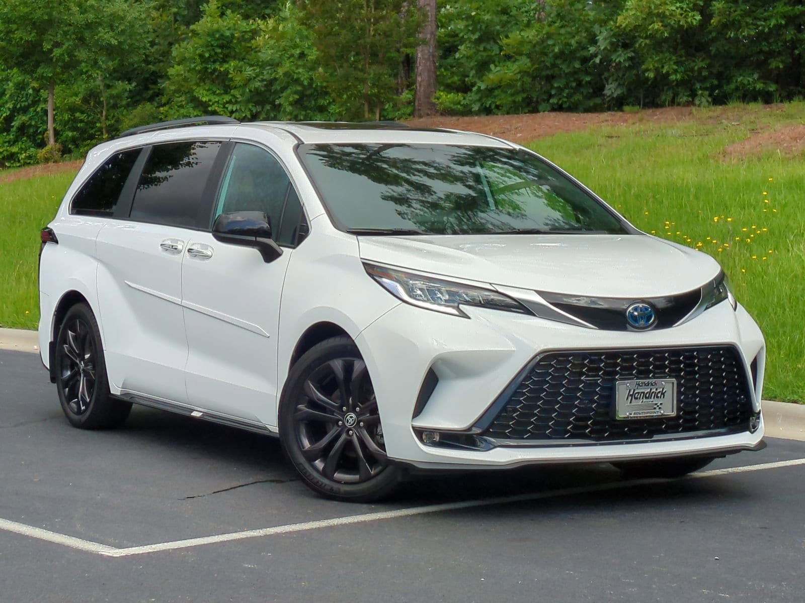 Used 2023 Toyota Sienna XSE with VIN 5TDDRKEC5PS152305 for sale in Charlotte, NC