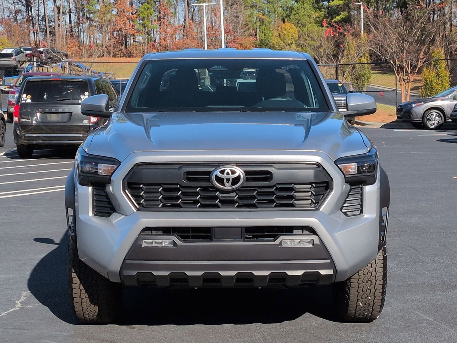 2025 Toyota Tacoma TRD Off-Road photo 3