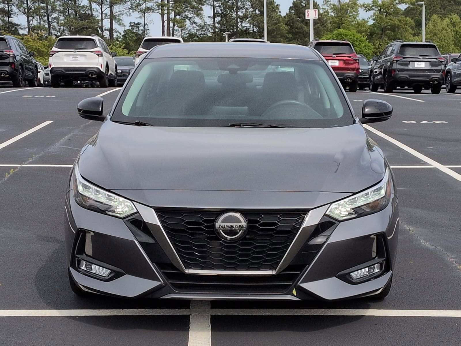 2021 Nissan Sentra SR photo 2