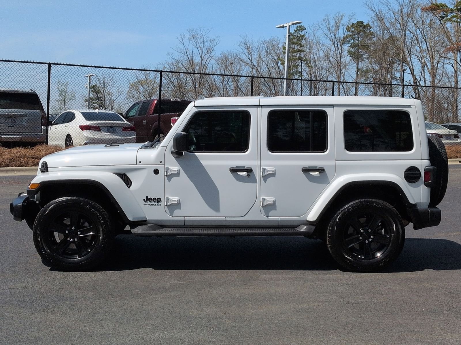 2022 Jeep Wrangler Unlimited Sahara Altitude photo 6