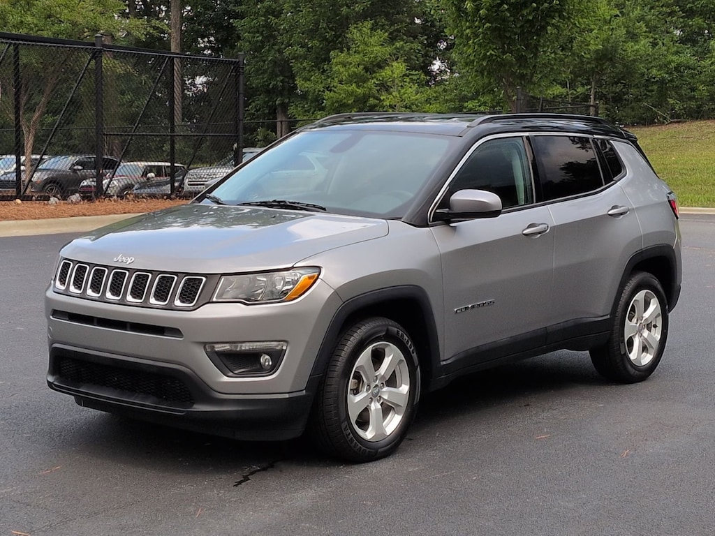 Used 2018 Jeep Compass Latitude SUV