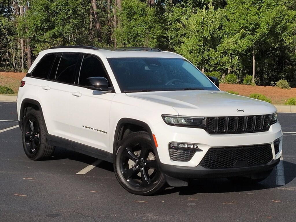 Used 2023 Jeep Grand Cherokee Limited SUV