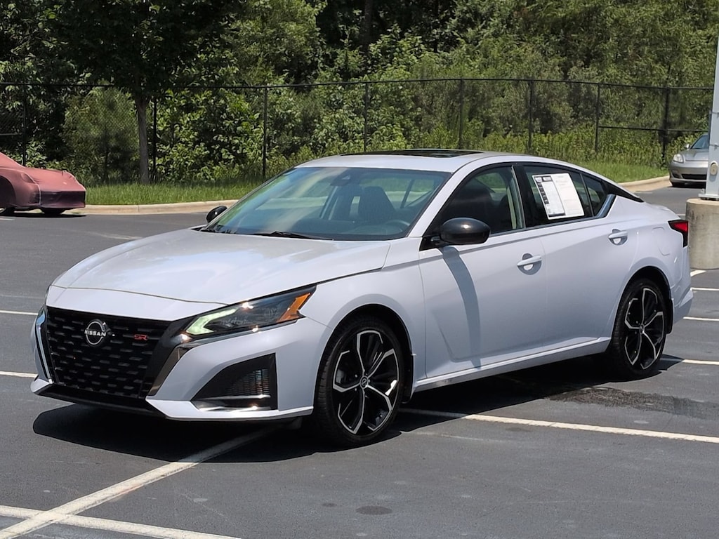 Used 2024 Nissan Altima 2.5 SR Sedan