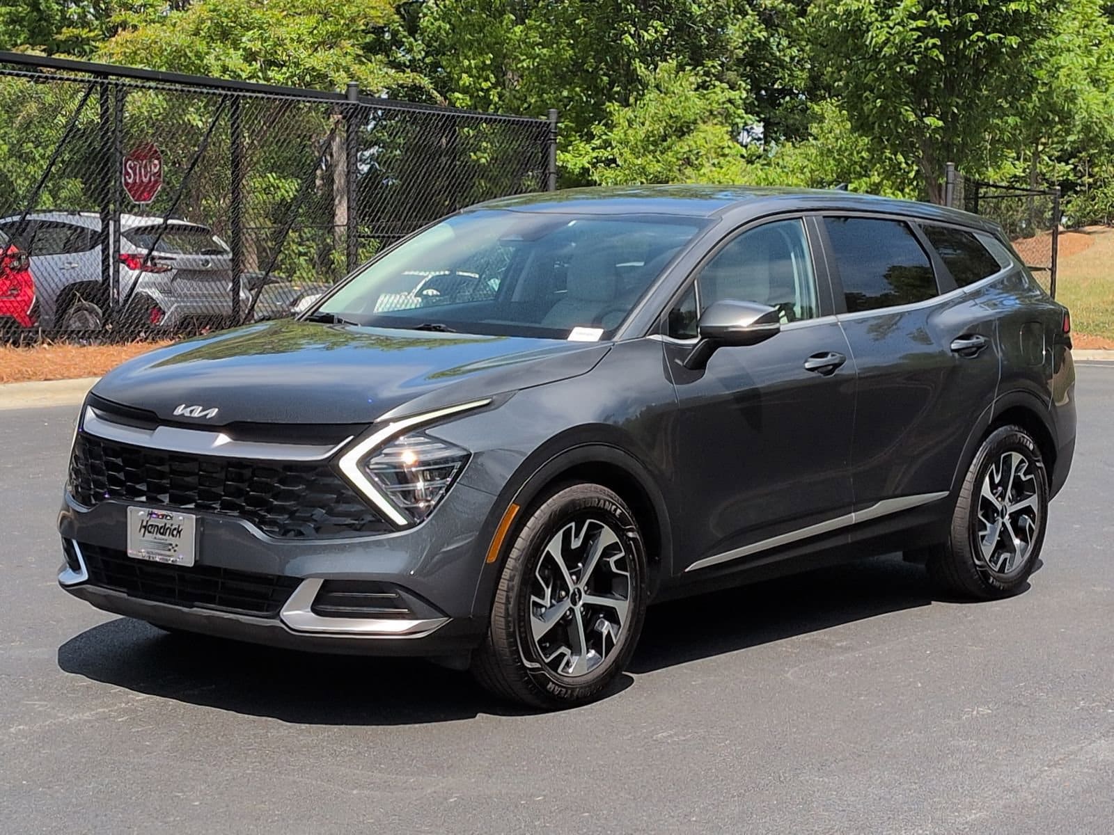 2025 Kia Sportage EX photo 4