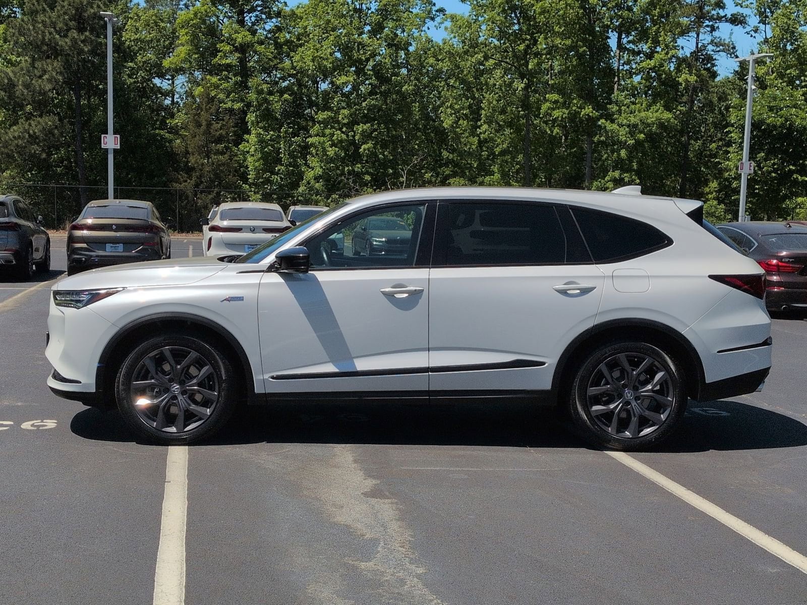 2023 Acura MDX w/A-Spec Package photo 5