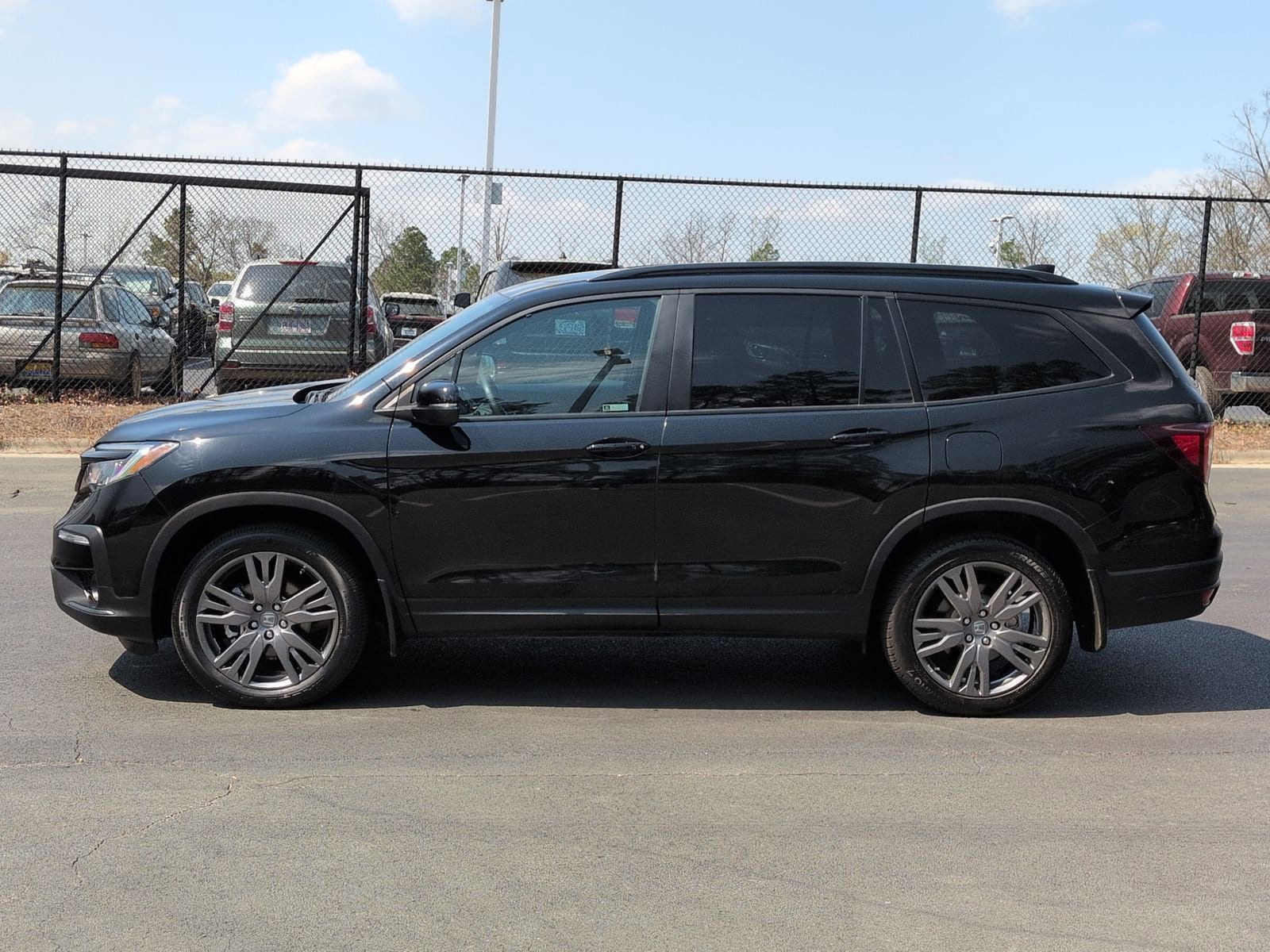 2022 Honda Pilot Sport photo 6