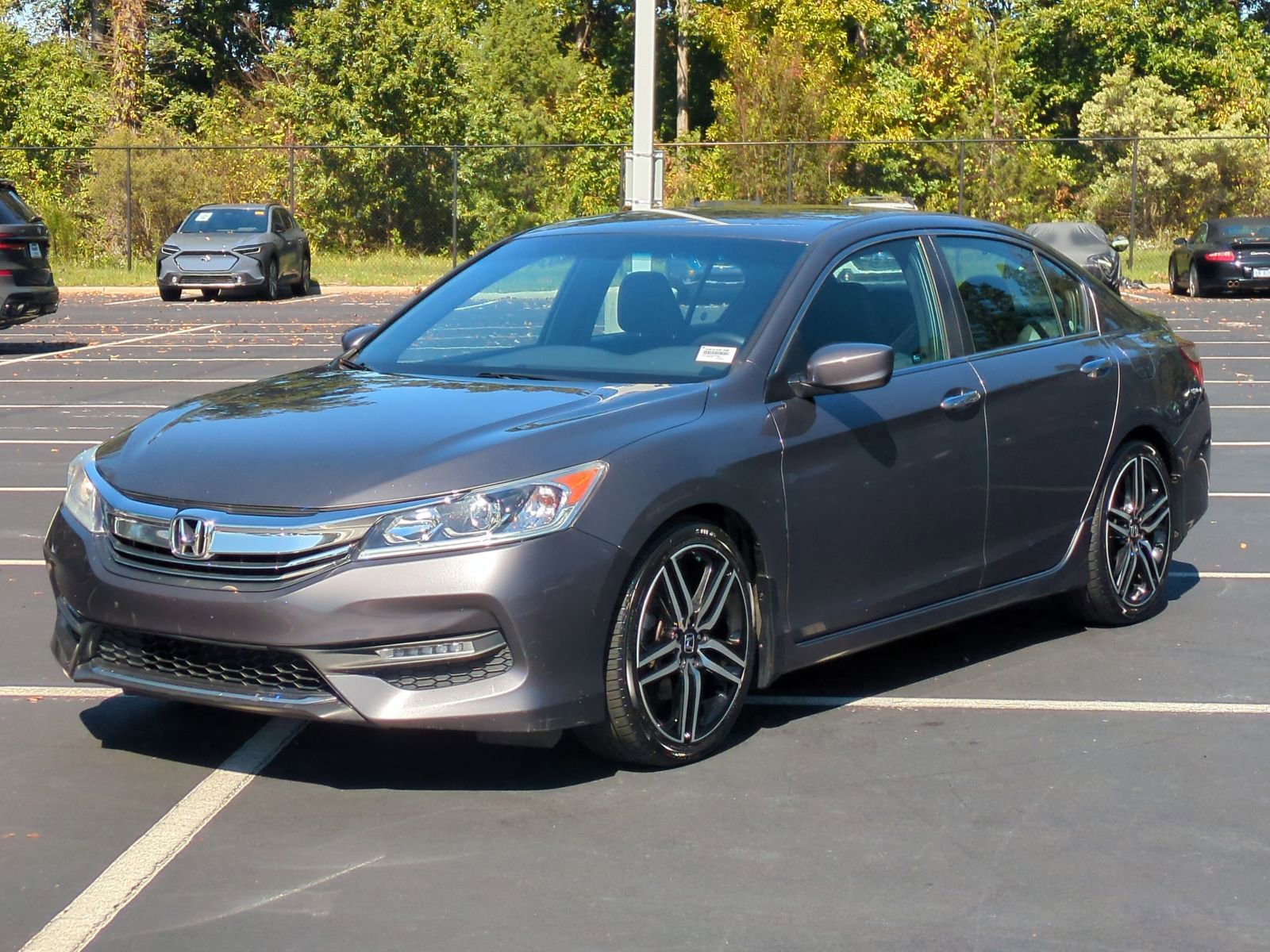 2017 Honda Accord Sport photo 3