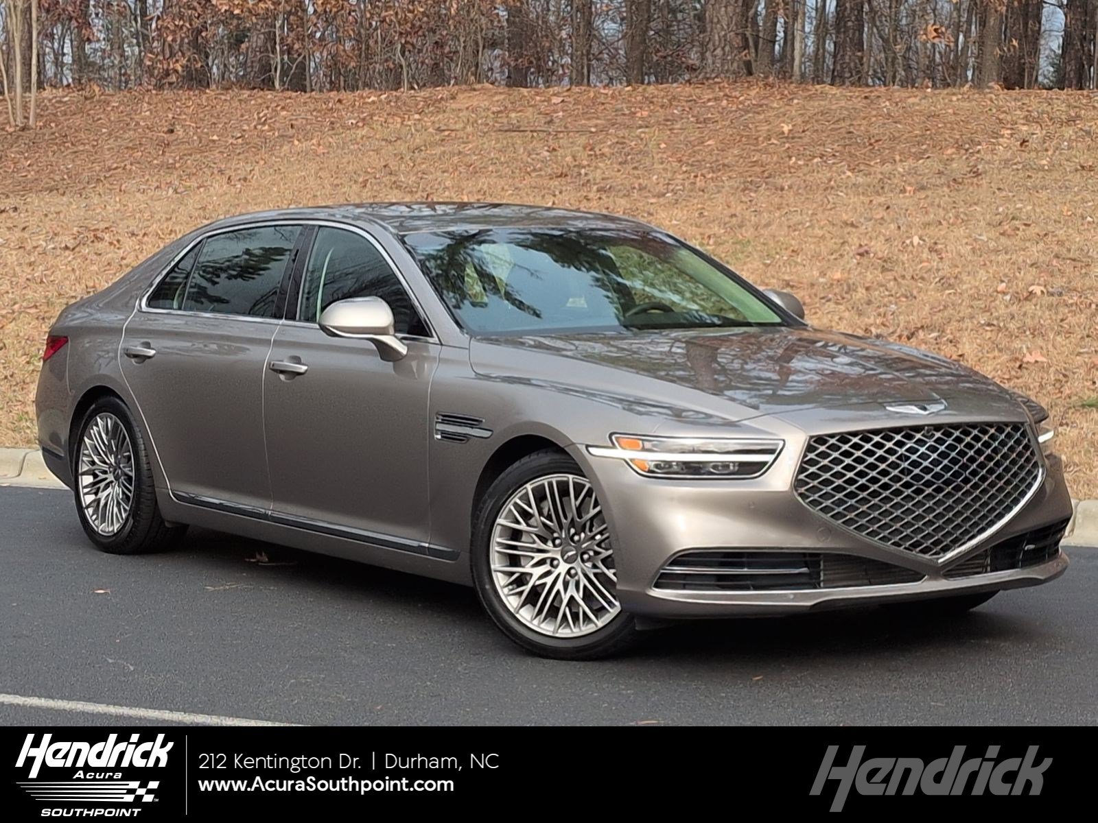 2021 GENESIS G90 Premium's photo