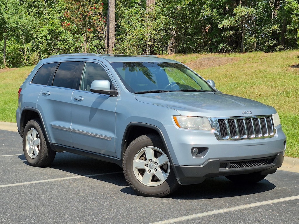 Used 2012 Jeep Grand Cherokee Laredo SUV