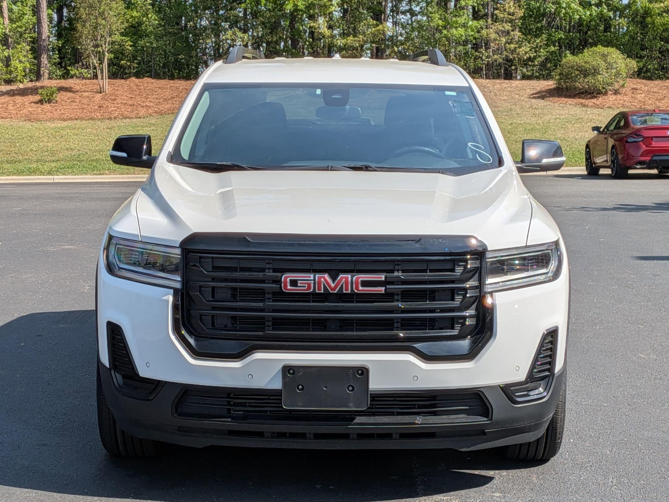 2023 GMC Acadia SLE photo 3