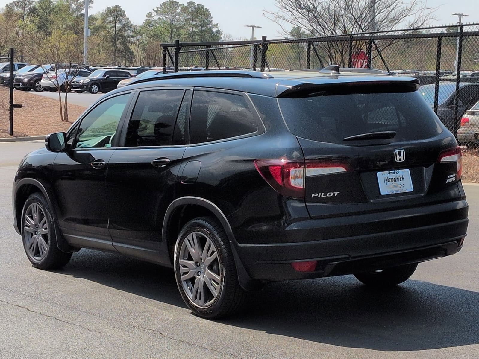 2022 Honda Pilot Sport photo 3