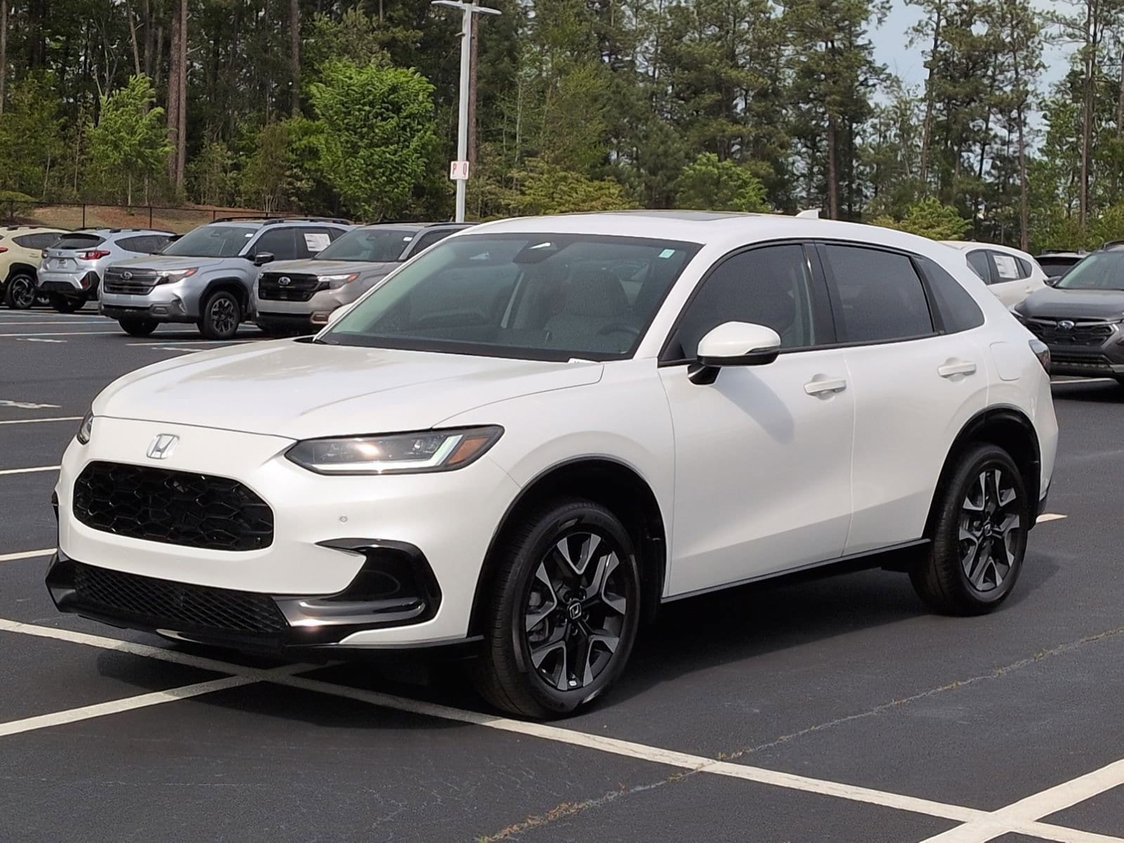 2026 Honda HR-V EX-L photo 4