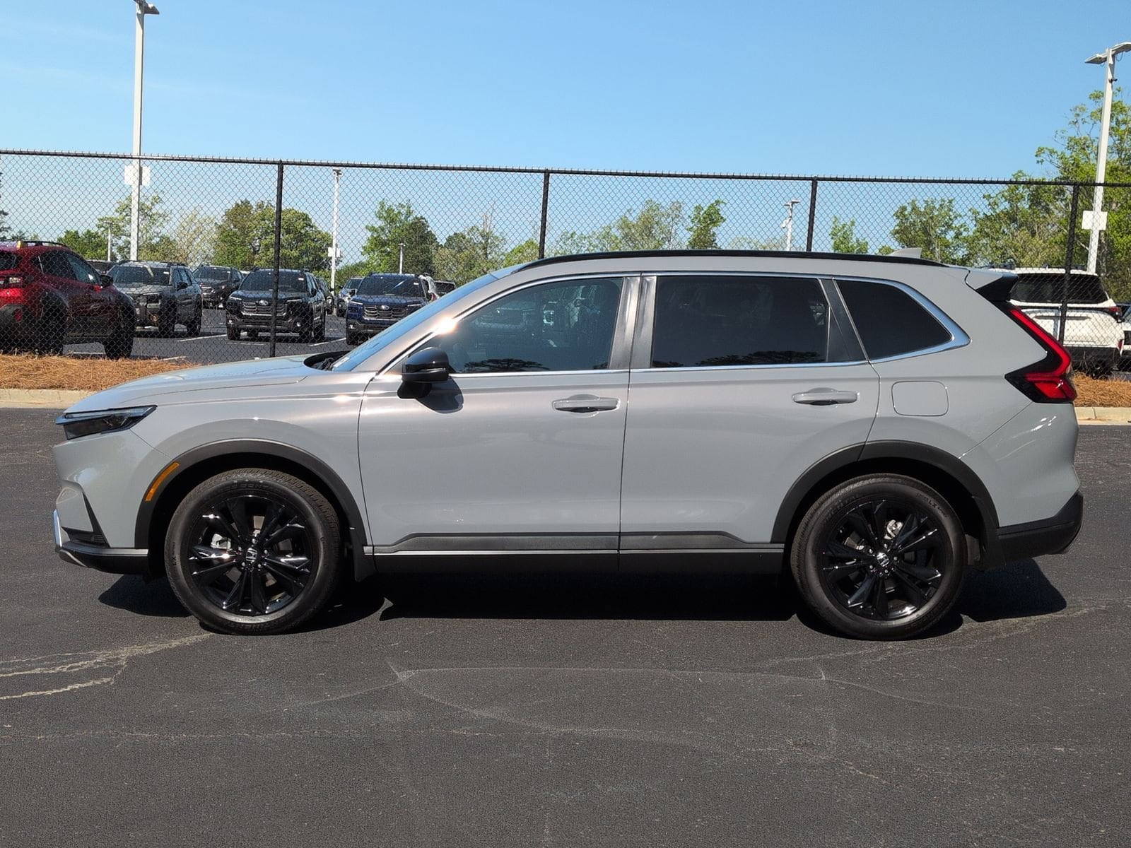 2024 Honda CR-V Hybrid Sport Touring photo 5