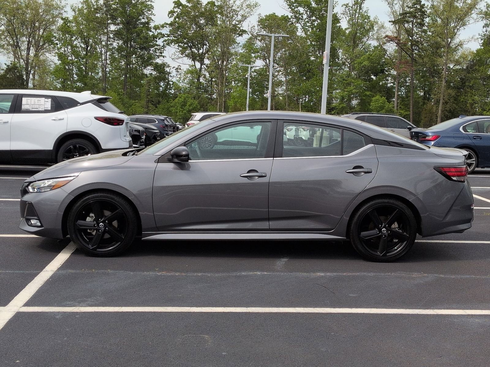 2021 Nissan Sentra SR photo 6