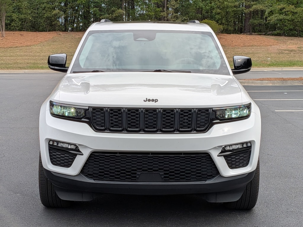 Used 2023 Jeep Grand Cherokee Limited SUV