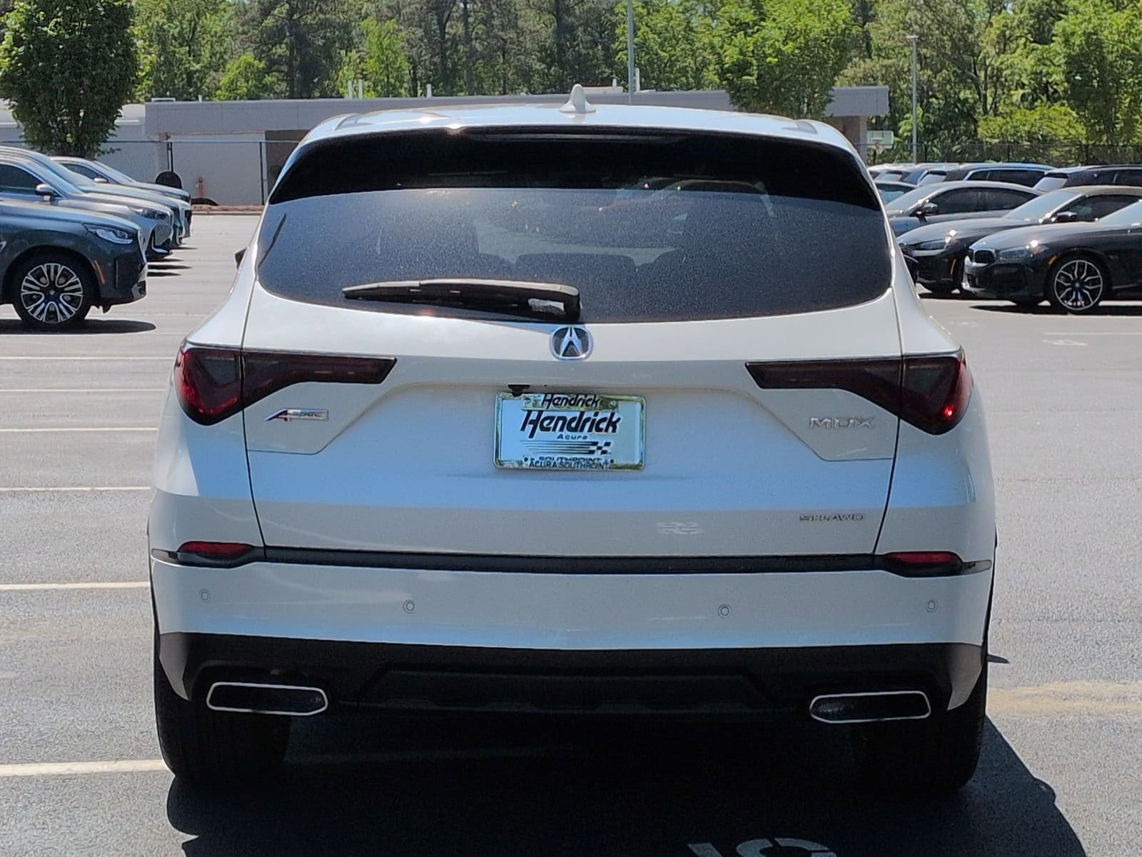 2023 Acura MDX w/A-Spec Package photo 3