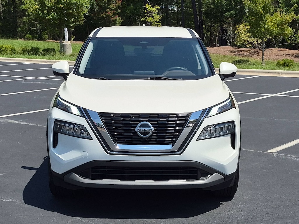 Used 2021 Nissan Rogue SV SUV