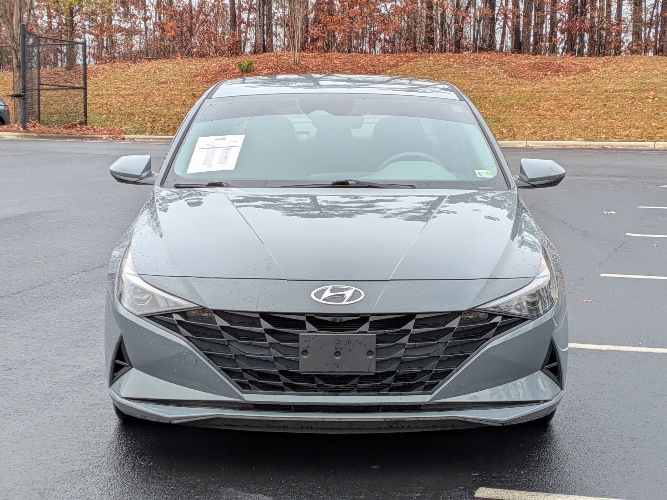 2021 Hyundai Elantra SE photo 3