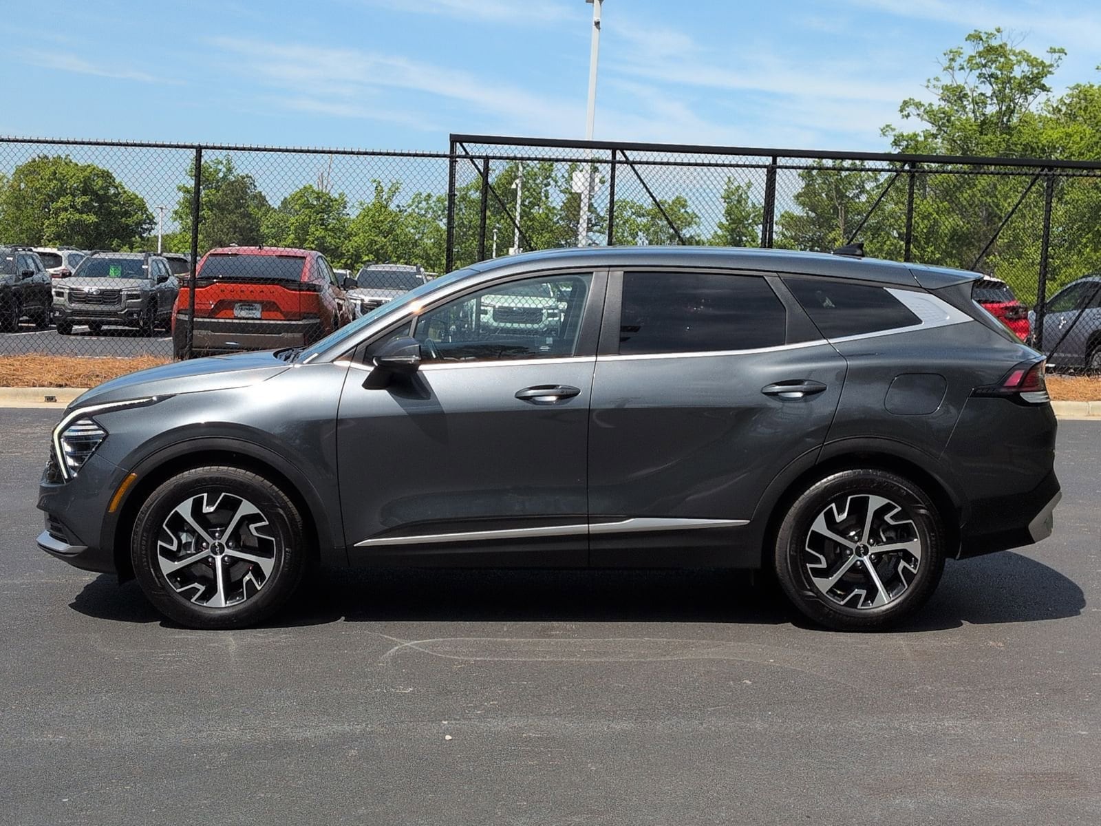 2025 Kia Sportage EX photo 6