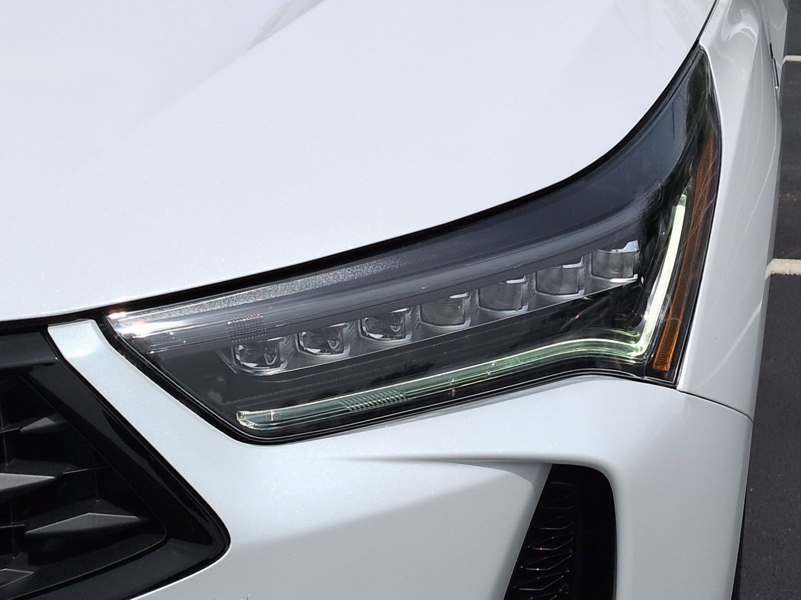 2023 Acura RDX w/A-Spec Advance Package photo 4