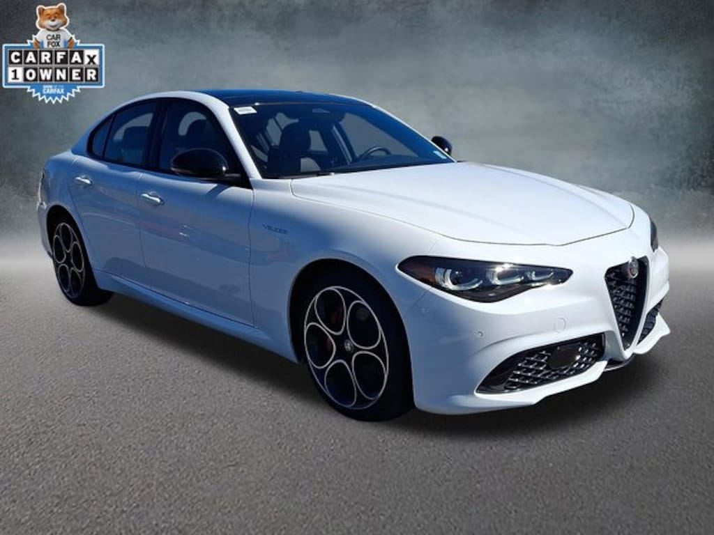 Used 2025 Alfa Romeo Giulia Sedan