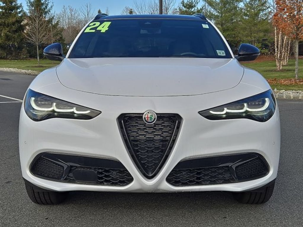Used 2024 Alfa Romeo Stelvio SUV
