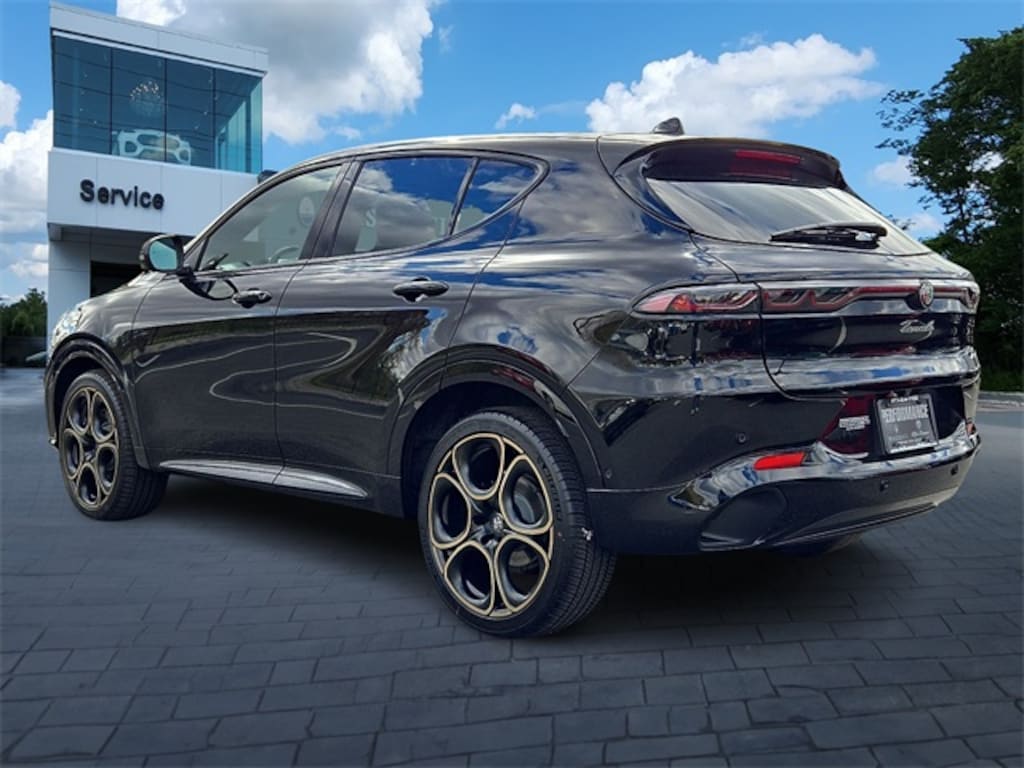 New 2025 Alfa Romeo Tonale INTENSA AWD Sport Utility