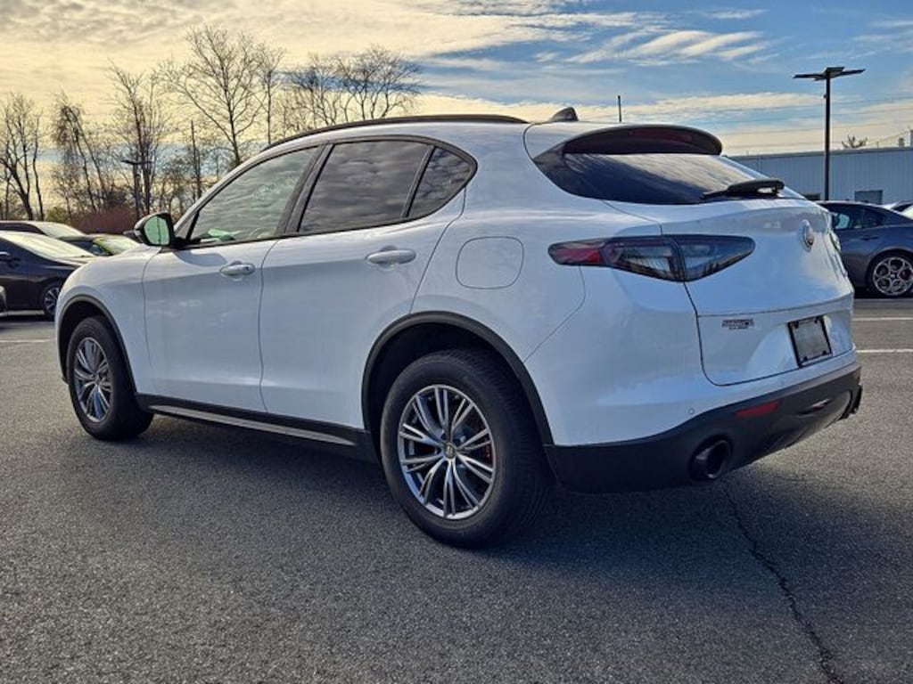 Used 2024 Alfa Romeo Stelvio SUV
