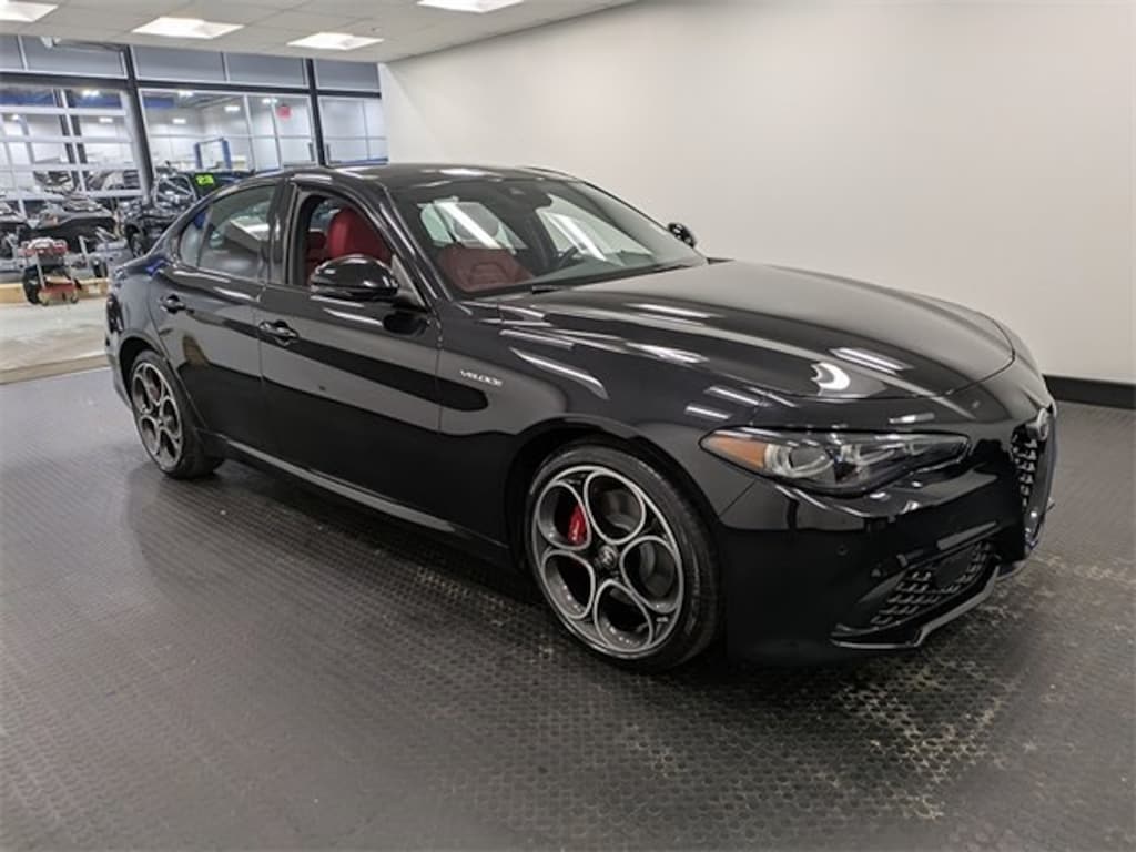 Used 2024 Alfa Romeo Giulia Ti Sedan