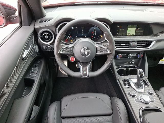 2024 Alfa Romeo Stelvio Quadrifoglio - Photo 8