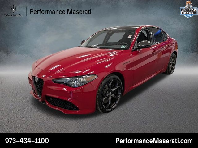 2023 Alfa Romeo Giulia Estrema