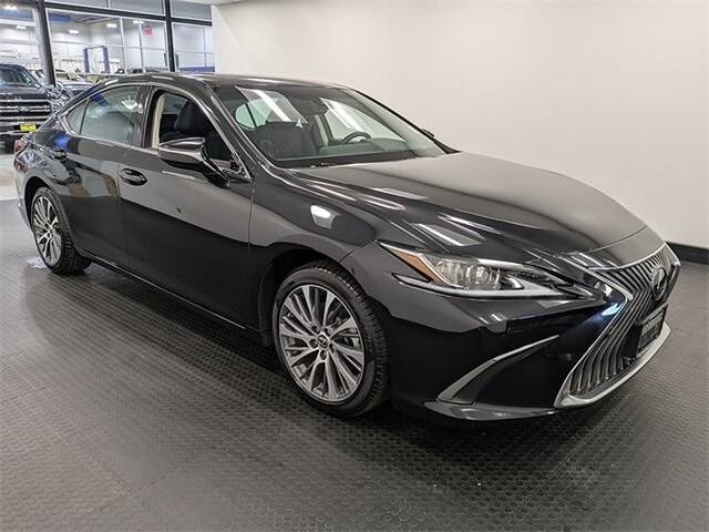 2021 Lexus ES 350 photo 3