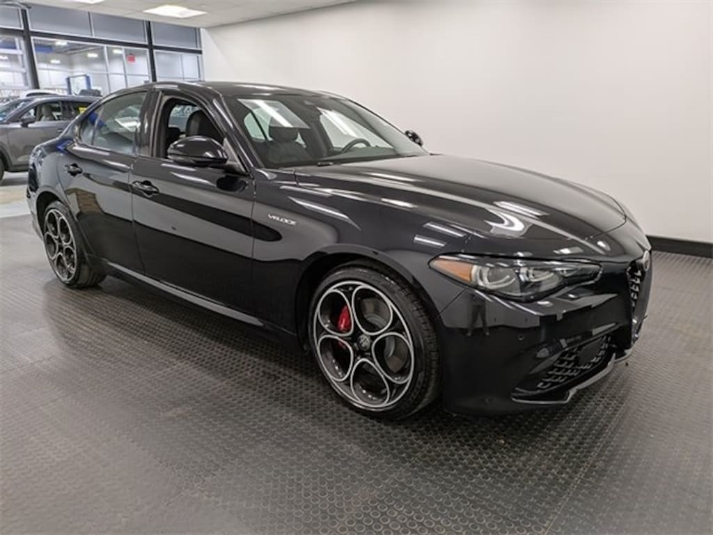 Used 2024 Alfa Romeo Giulia Ti Sedan