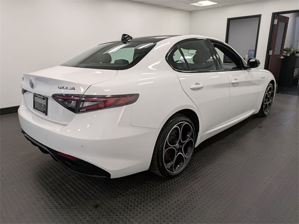Used 2024 Alfa Romeo Giulia Ti Sedan