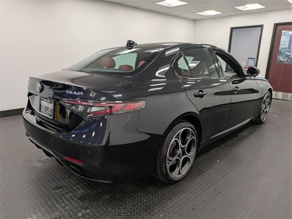 Used 2024 Alfa Romeo Giulia Ti Sedan