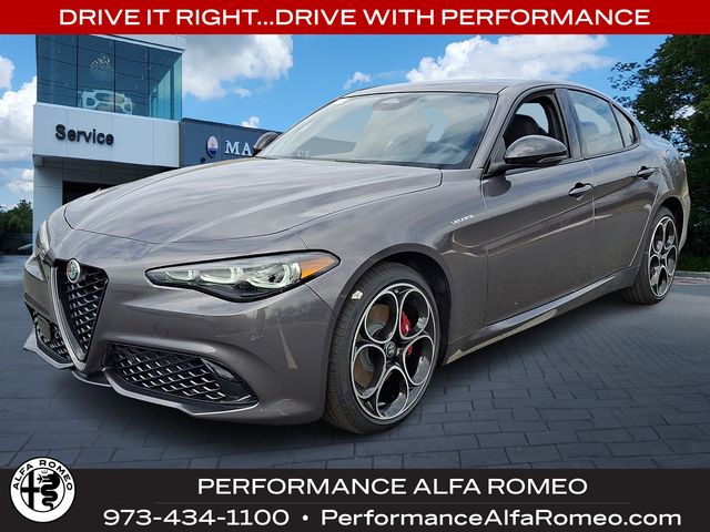 2026 Alfa Romeo Giulia Giulia AWD's photo