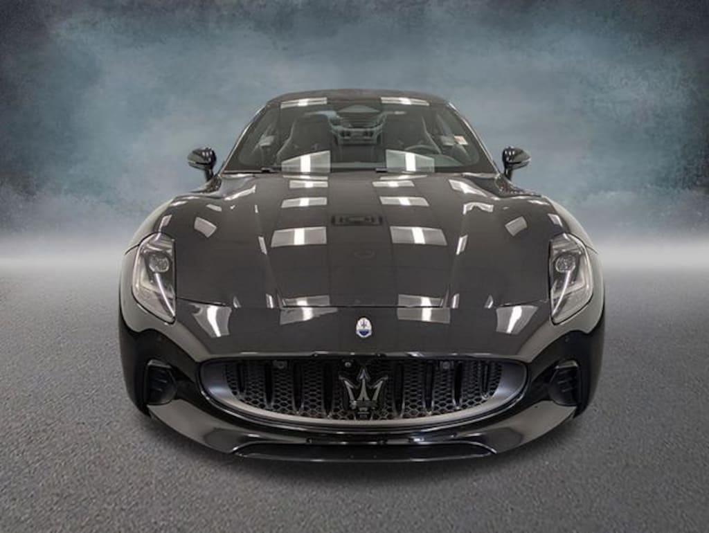 Used 2024 Maserati Grancabrio Folgore 788 HP 0-60 2.3 240 Mile per Charge