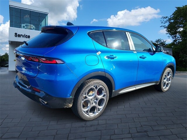 2024 Alfa Romeo Tonale Veloce photo 3