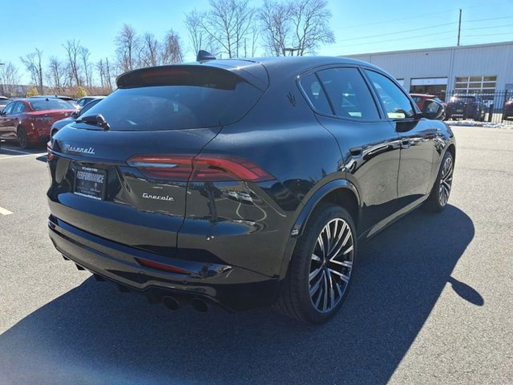 Used 2025 Maserati Grecale Modena SUV