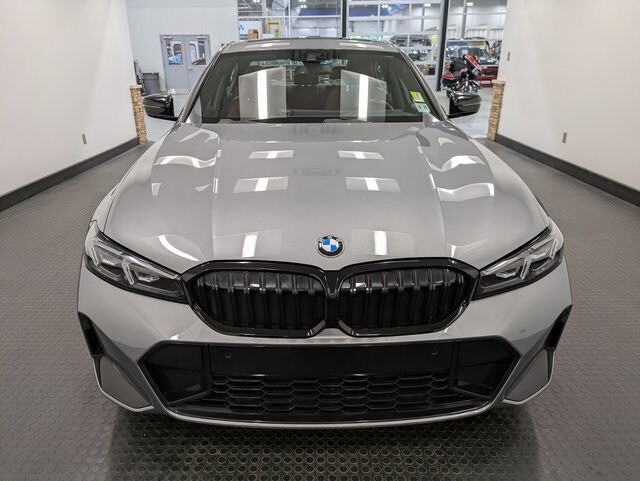 2023 Bmw 330i xDrive photo 2