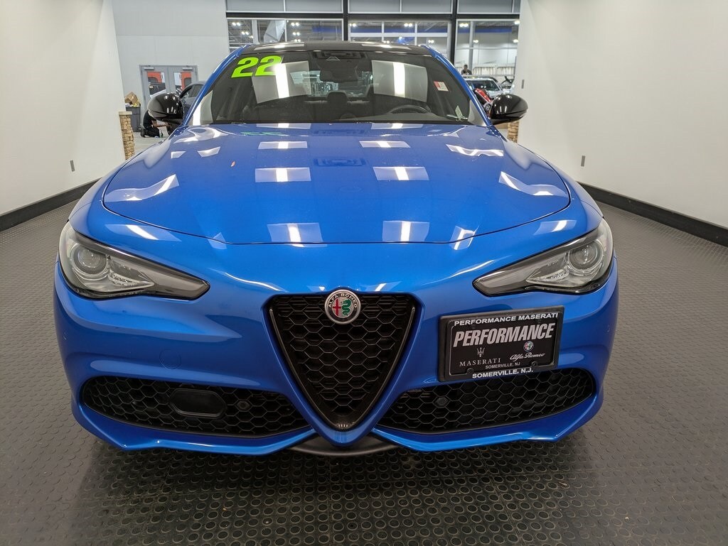 2022 Alfa Romeo Giulia Ti - VELOCE photo 2