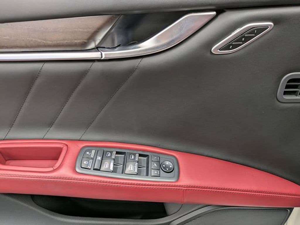 2019 Maserati Ghibli S - Photo 9