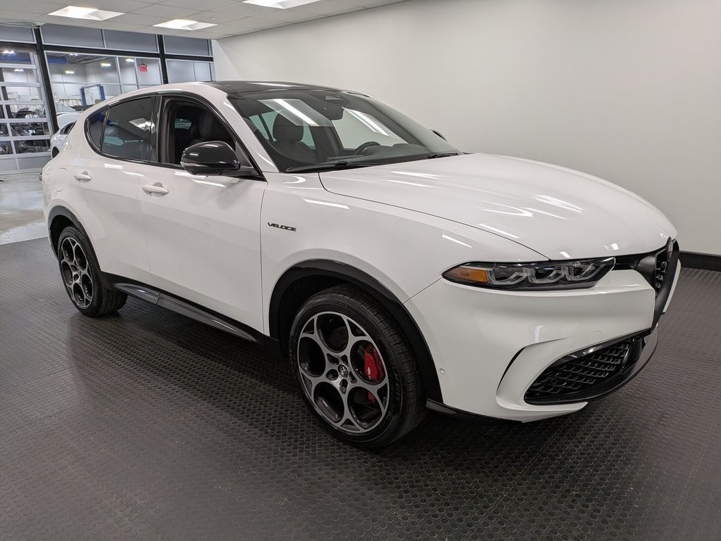 Used 2024 Alfa Romeo Tonale Veloce SUV