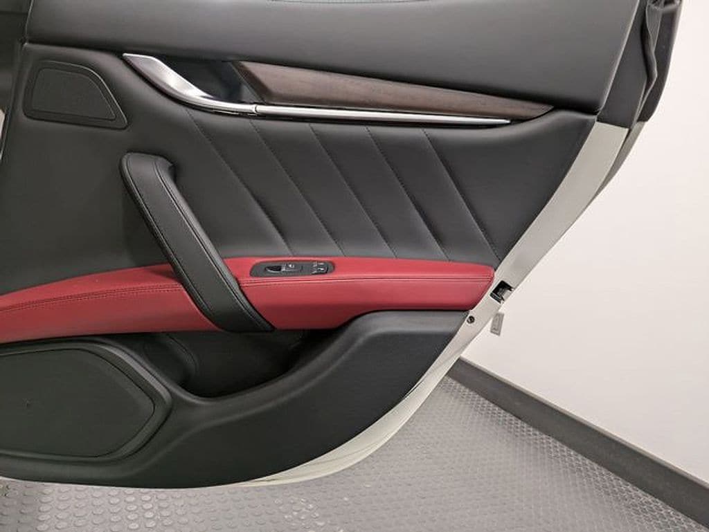 2019 Maserati Ghibli S - Photo 25