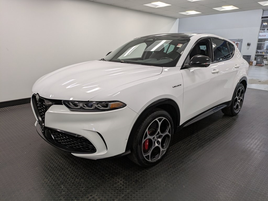 Used 2024 Alfa Romeo Tonale Veloce SUV