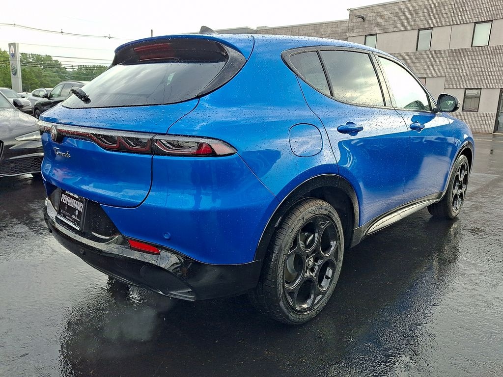 New 2026 Alfa Romeo Tonale Base Sport Utility
