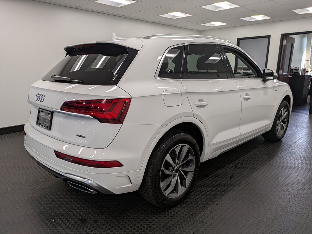 2023 Audi Q5 45 S line Premium photo 3