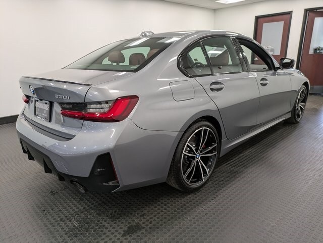 2023 Bmw 330i xDrive photo 4